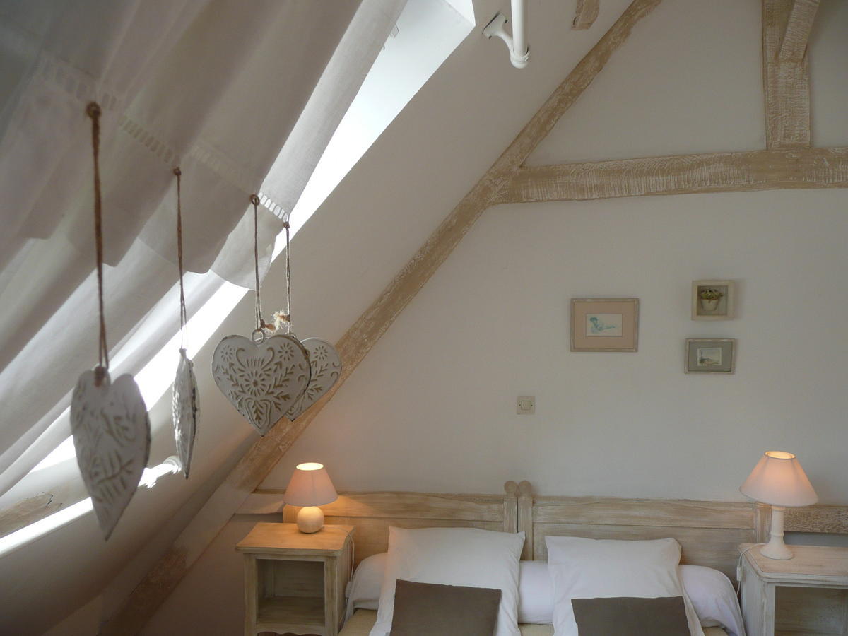 Bed and Breakfast Manoir De Bois En Ardres Zimmer foto