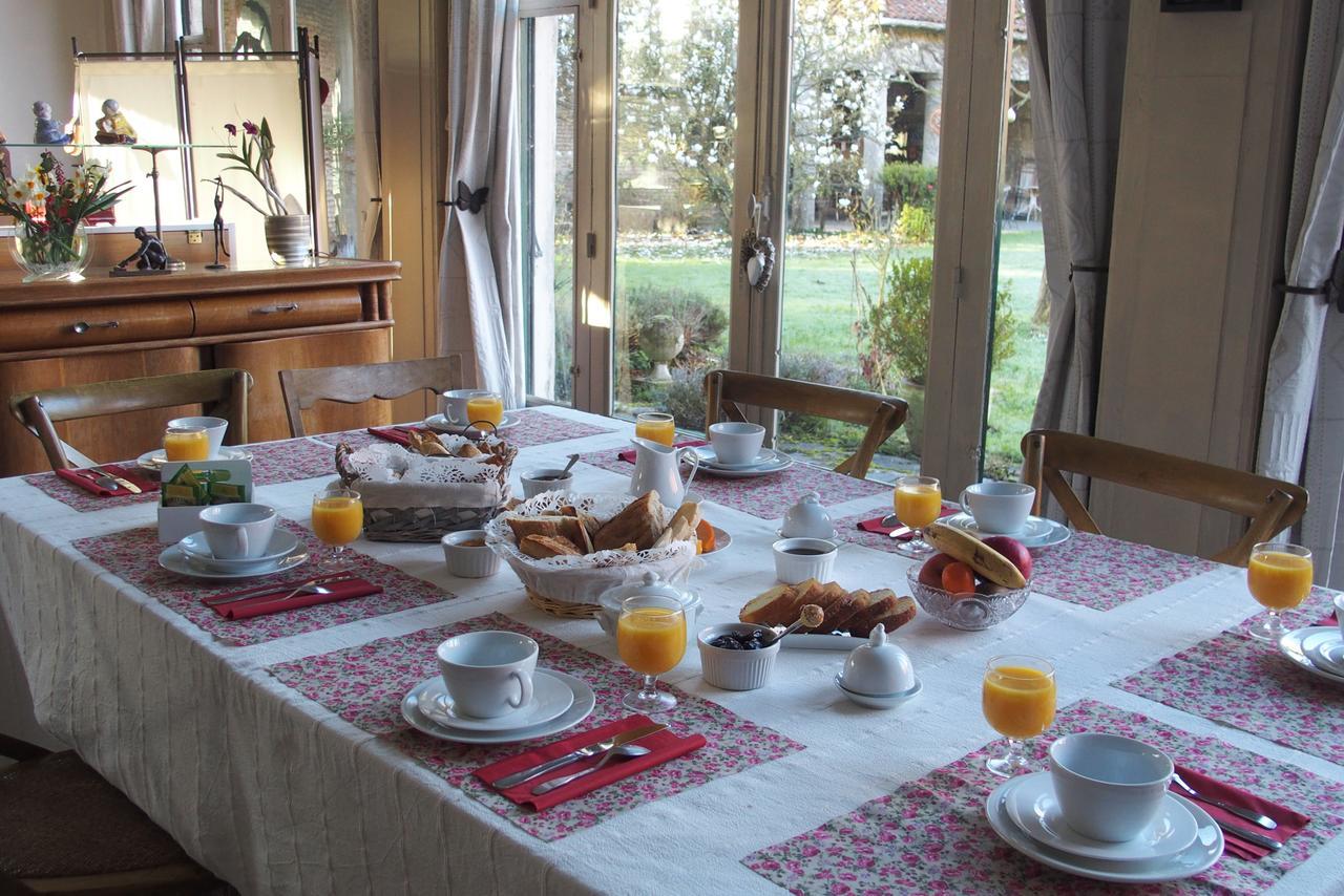Bed and Breakfast Manoir De Bois En Ardres Exterior foto