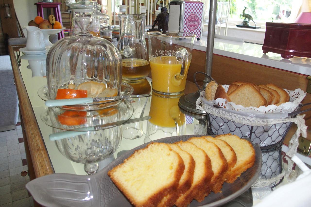Bed and Breakfast Manoir De Bois En Ardres Exterior foto